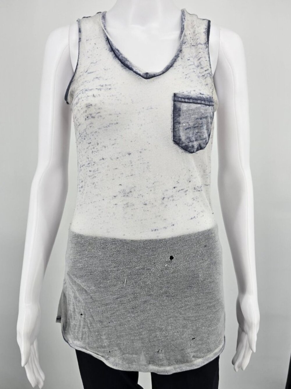 Distressed 2010s Women's Sheer Devoré Burnout Longline Pocket Tank Top (M)